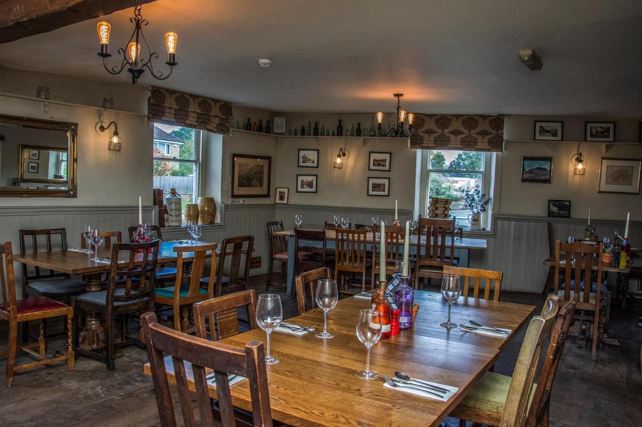 The George Inn Warminster Εξωτερικό φωτογραφία